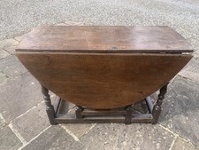 A Handsome 18th Century Oak Gateleg Table