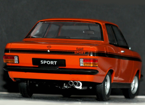 Scale 1973 opel - 1:18,