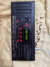 Roland Boutique D 05