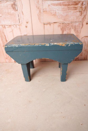Vintage blue wooden footstool - blue,
