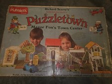 Vintage 1976 Playskool Richard Scarry’s Puzzletown Mayor Fox’s Town Centre Set D