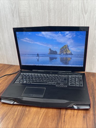 Alienware m17xr3 retro - m17xr3, 17”