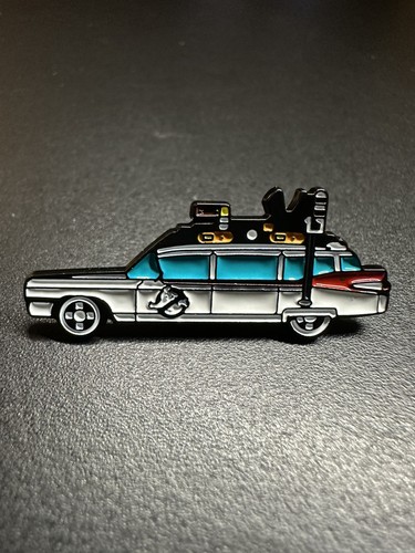 Ecto1 ghostbusters pin badge - ghostbusters,