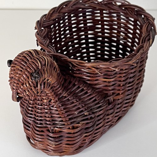 Vtg rattan chicken - vtg,