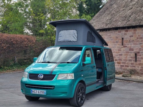 Volkswagen camper van - camper,