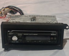 SONY Xplod CDX-GT320 52Wx4 Drive S Selectable Sub Out Changer Control CD MP3