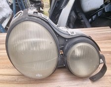 A2108203661 Mercedes W210 E