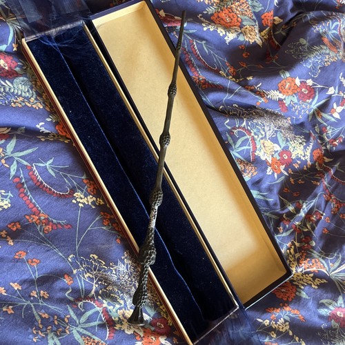 Albus dumbledore elder - dumbledore,, wand