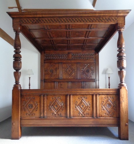 Fabulous carved oak - fabulous,