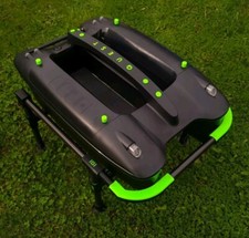 DEEPER QUEST BAIT BOAT CARBON BOAT STANDS