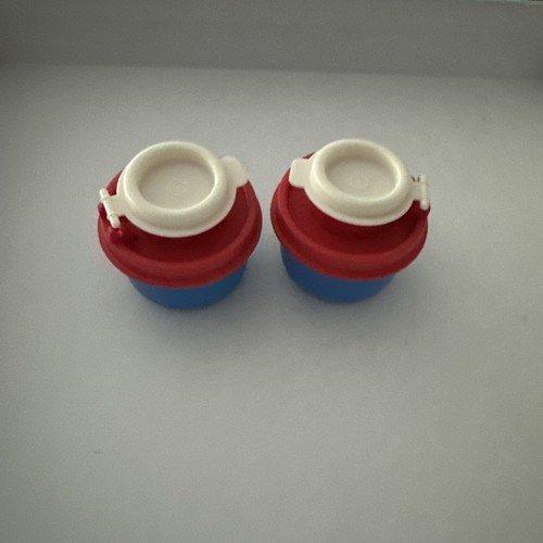 Tupperware smidget shakers - smidget,