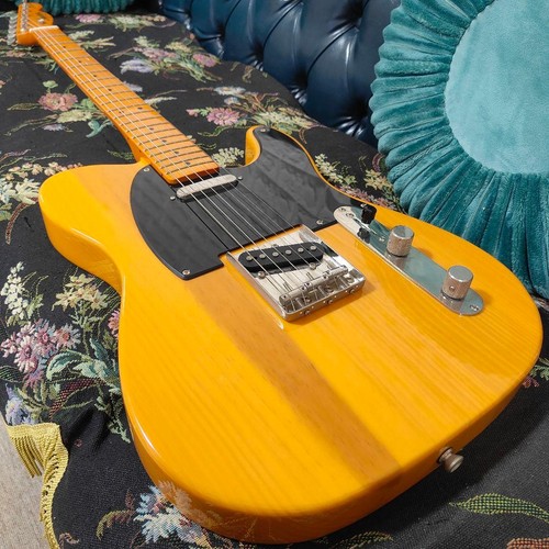 Squire fender classic vibe - by,