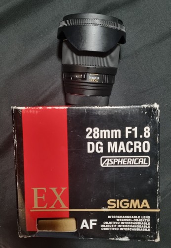 Sigma 28mm 8 dg - sigma, ex