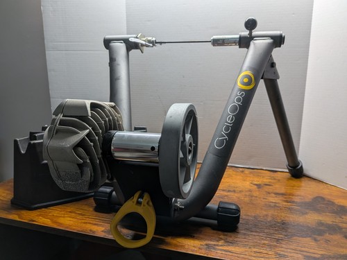Cycleops fluid2 indoor bike - cycleops,