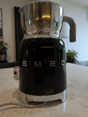 Smeg electric milk frother - electric,