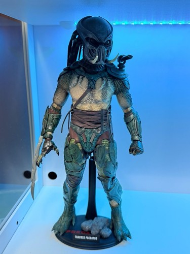 Hot toys tracker predator 6 - tracker, 1/6
