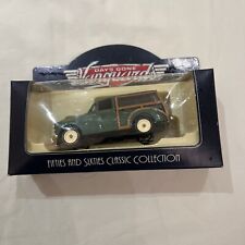 LLEDO VANGUARDS VA10002 1:43 SCALE MORRIS MINOR TRAVELLER IN GREEN BOXED