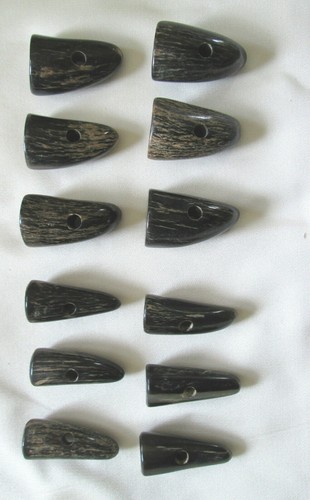 Natural buffalo horn toggles - buffalo,