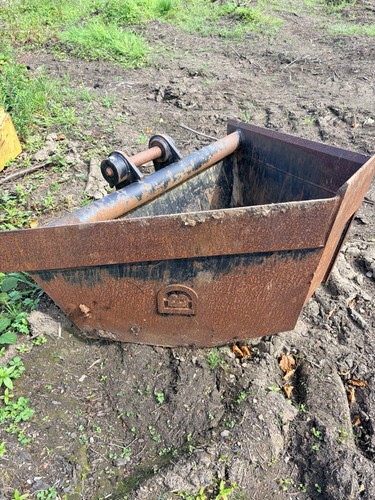 Ditching bucket digbits 8 - v,
