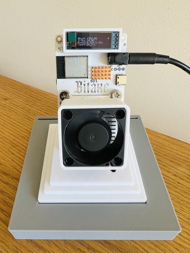 Bitaxe gamma 601 solo - bitaxe,