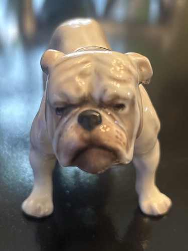 Royal doulton bulldog - bulldog, figurine