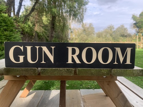 Gun room sign ammunition guns - room,