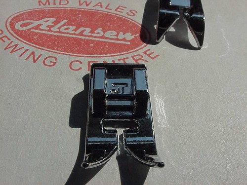Janome sewing machine clip - janome,