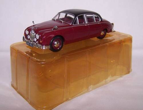 Jaguar mk2 maroon - maroon, inspector