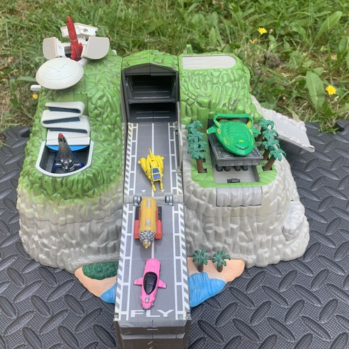 Thunderbirds tracy island - thunderbirds, dx