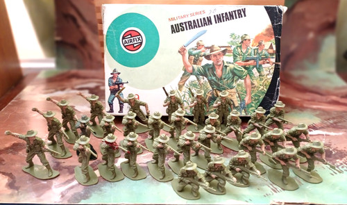 Airfix boxed world - airfix,