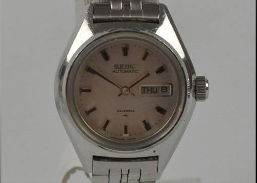 Seiko wristwatch working - wristwatch,,