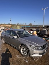 2016 VOLKSWAGEN PASSAT  FOR BREAKING 1.6 DIESEL  . SELLING WHEEL NUT.