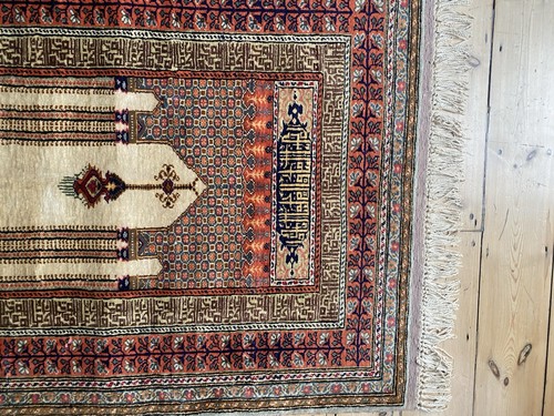 Large hand knotted - large, hand-knotted
