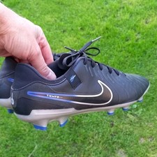 Nike TIEMPO black football boots ...uk size 9 Great condition 