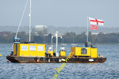 Photo fuel barge - barge, poole