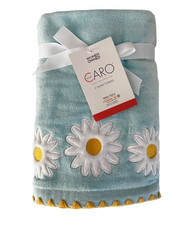 SPRING DAISY FLOWERS Light