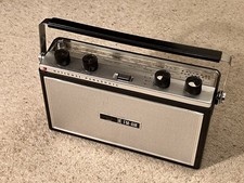 National Panasonic RF-1006WD Vintage Retro Transistor Radio .