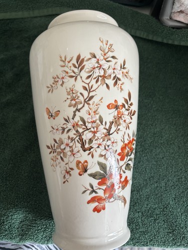 Melba ware ceramic vase - ware,