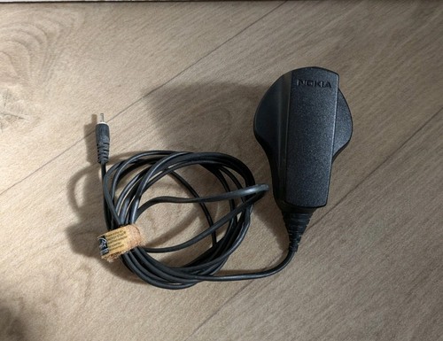Genuine nokia 5v uk - genuine,