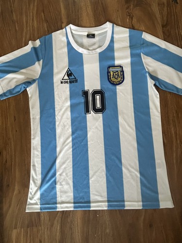 Diego maradona signed - maradona,