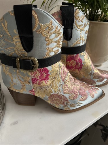 Ladies floral ankle cowboy - floral,