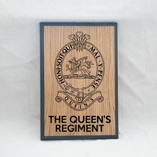 The Queen's Regiment OAK VENEERED WOOD Wall Plaque SIGN BRITISH ARMY WW2 WW1