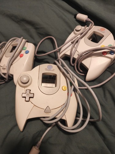 Saga dreamcast controllers - controllers, x3