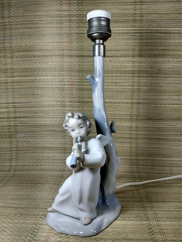 Beautiful vintage lladro - beautiful,