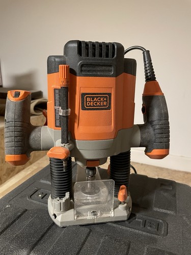 Black decker plunge router - black,