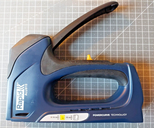Rapid staple gun - rapid,