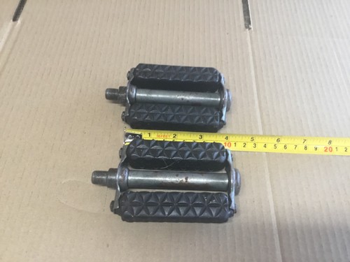 Classic waffle pedals - classic, 1/2"