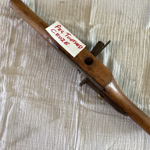 Vintage antique coopers peg - vintage/antique,