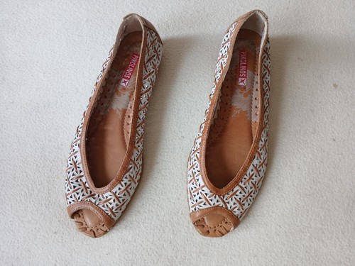 Brand new women pikolinos - brand,