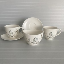 CARLTON WARE HAND PAINTED